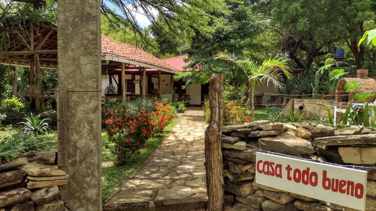 Casa Todo Bueno Bed & Breakfast Transito Bagian luar foto